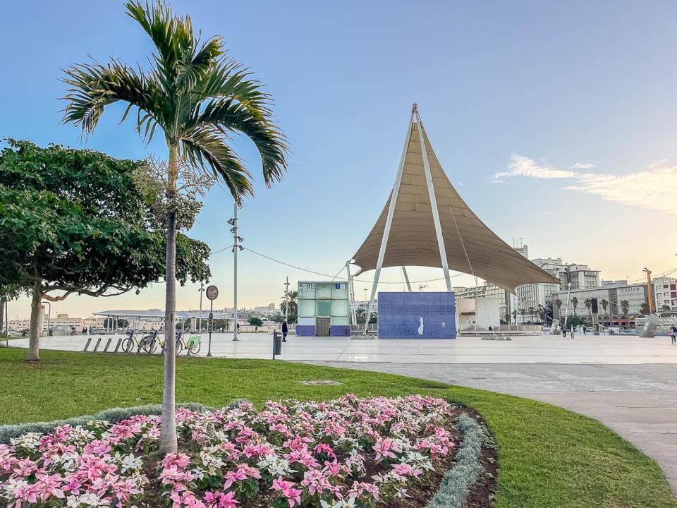 Lujan Suite Playa Las Canteras Las Palmas Buitenkant foto